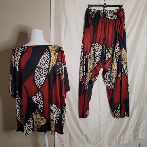Women's 5XL Patterned Silky Feeling Pajama Set - Picture 6 of 11